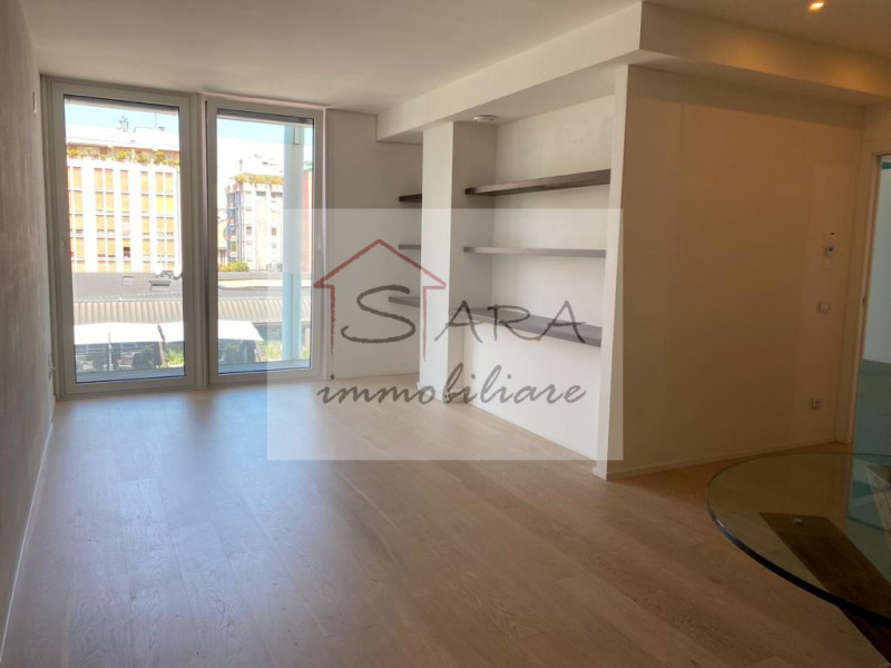 Padova - zona centro storico
Sara Immobiliare propone in locazione bellissimo appartamento con te...