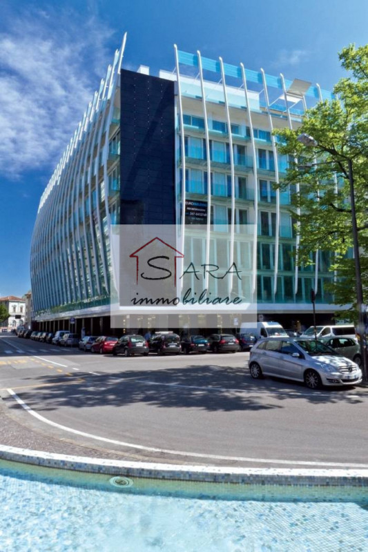 Padova - zona centro storico
Sara Immobiliare propone in locazione bellissimo appartamento con te...