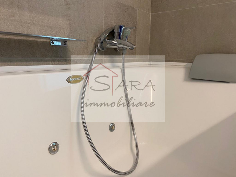 Padova - zona centro storico
Sara Immobiliare propone in locazione bellissimo appartamento con te...