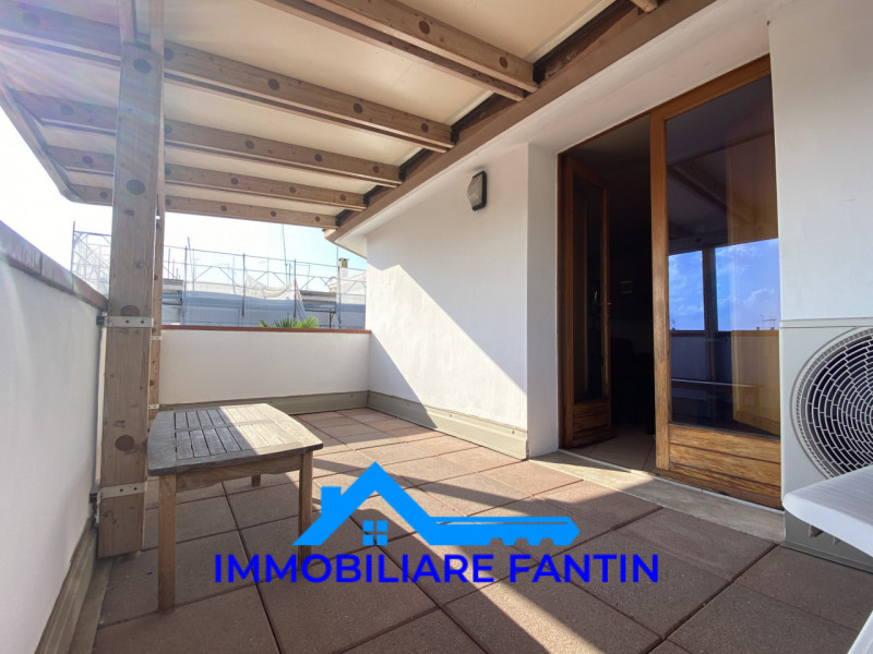 Rif RV16 Immobiliare Fantin propone in vendita a San Zeno, su contesto di piccole dimensioni e be...