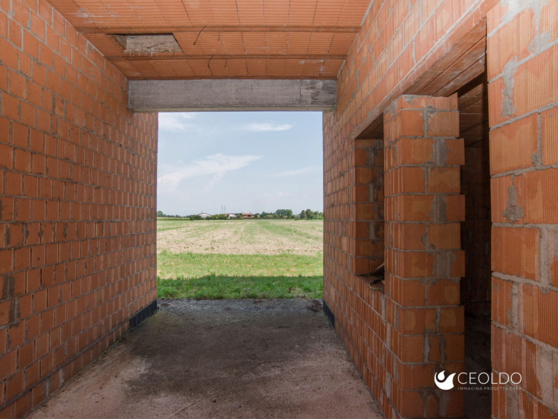 VIGONZA-Peraga-: a due passi dal parco di "Villa Bettanini" e immersa nella campagna vigontina, q...