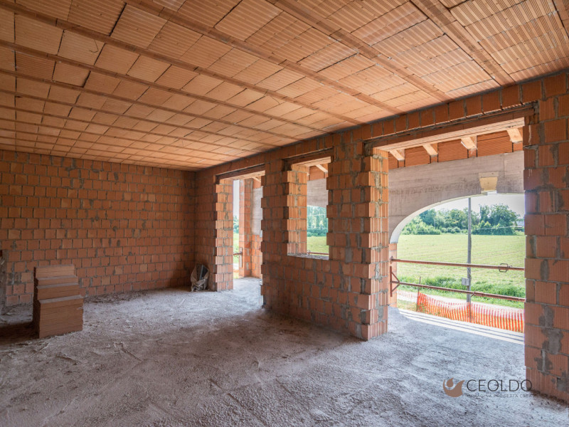 VIGONZA-Peraga-: a due passi dal parco di "Villa Bettanini" e immersa nella campagna vigontina, q...