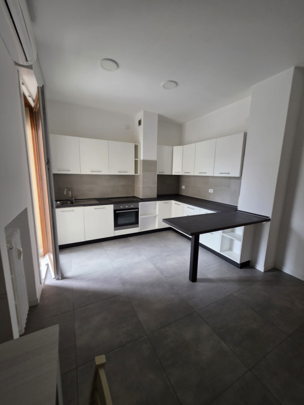 Nel prestigioso contesto del Centro Storico di Padova, a pochi passi da Piazza Insurrezione e dal...