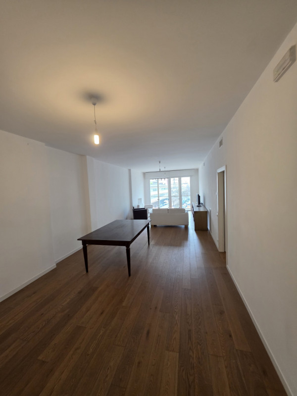 Nel prestigioso contesto del Centro Storico di Padova, a pochi passi da Piazza Insurrezione e dal...