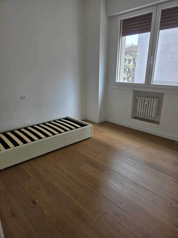 Nel prestigioso contesto del Centro Storico di Padova, a pochi passi da Piazza Insurrezione e dal...