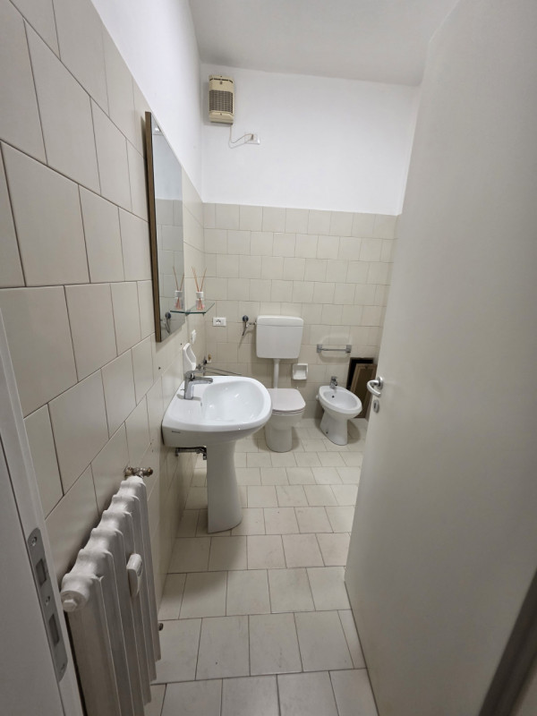 Nel prestigioso contesto del Centro Storico di Padova, a pochi passi da Piazza Insurrezione e dal...