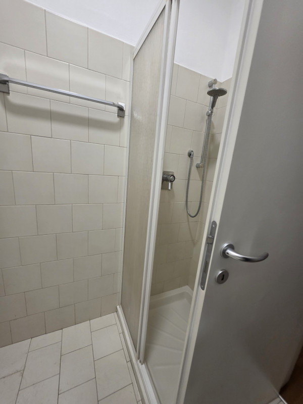 Nel prestigioso contesto del Centro Storico di Padova, a pochi passi da Piazza Insurrezione e dal...