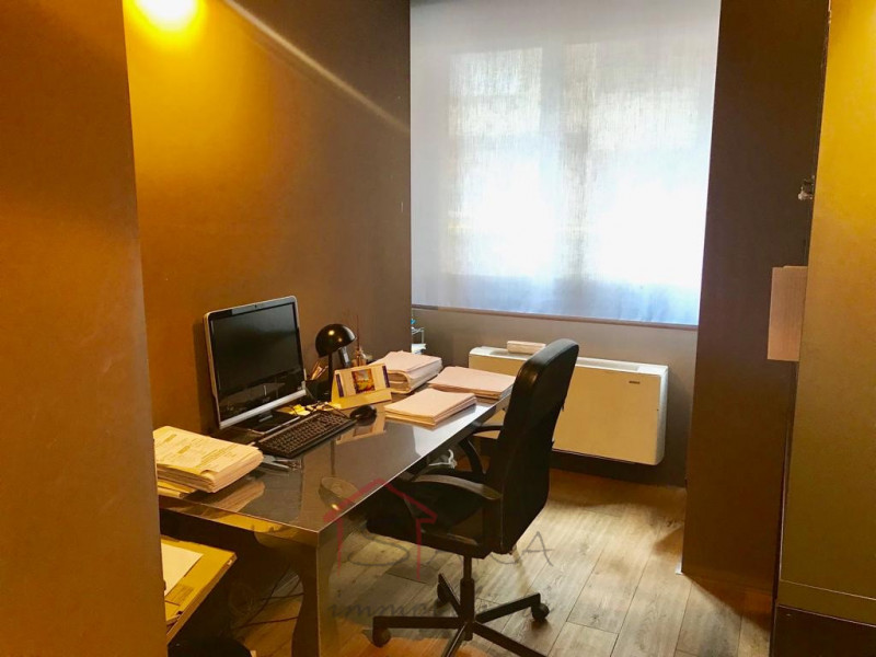 Padova - zona Tribunale nuovo

Sara Immobiliare propone in affitto elegante ufficio finemente ris...