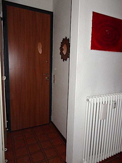 In una palazzina di poche unità alle spalle del Duomo è disponibile un grazioso appartamento con ...