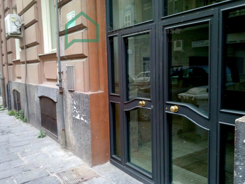 Napoli Vendita Magazzino