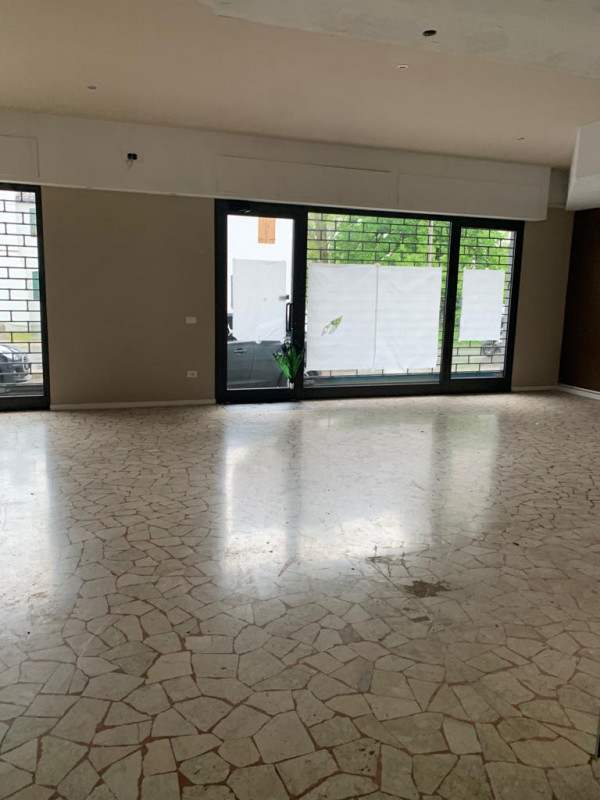 AFFITTI Locali commerciali a San Giorgio delle Pertiche – foto 1
