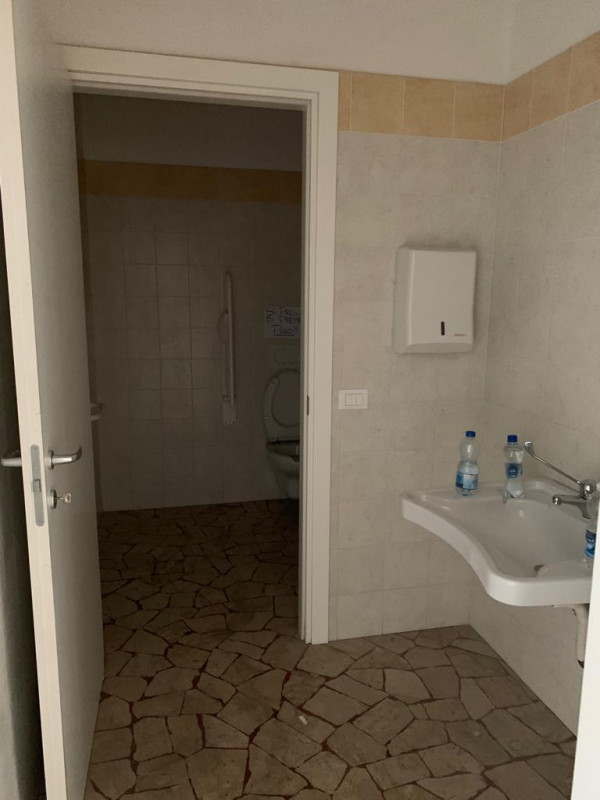 San Giorgio Delle Pertiche, Arsego  collocato in strada di passaggio, vicinissimo al centro del q...