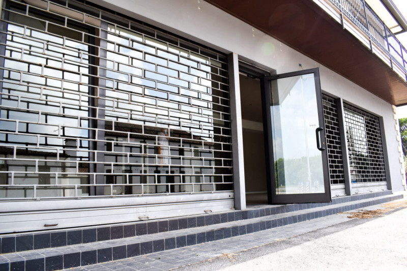 San Giorgio Delle Pertiche, Arsego  collocato in strada di passaggio, vicinissimo al centro del q...