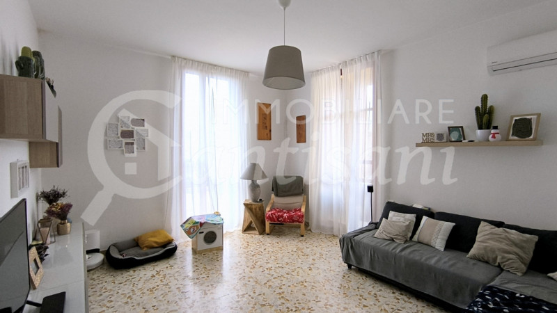 Firenze Affitto Appartamento quadrilocale