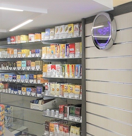 (Per INFO 3316190143) A Castelminio di Resana, in zona centrale e di passaggio, cedesi attività d...