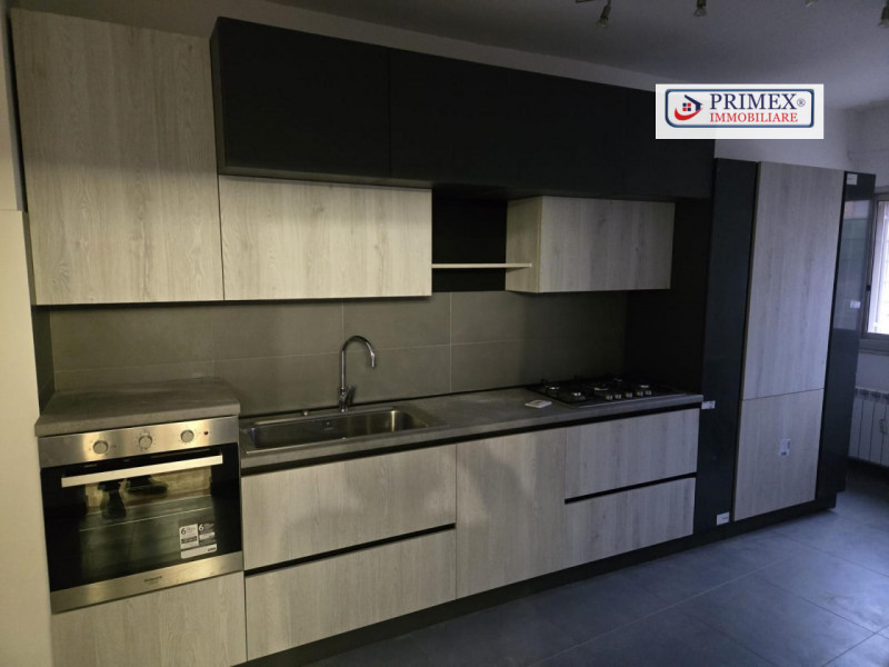 Roma Affitto Appartamento più di 5 locali