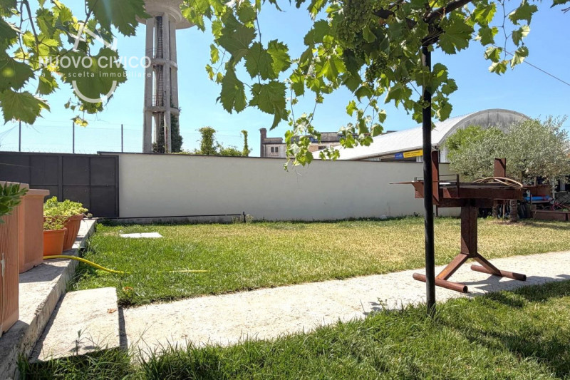Verona Vendita Casa a schiera porzione centrale