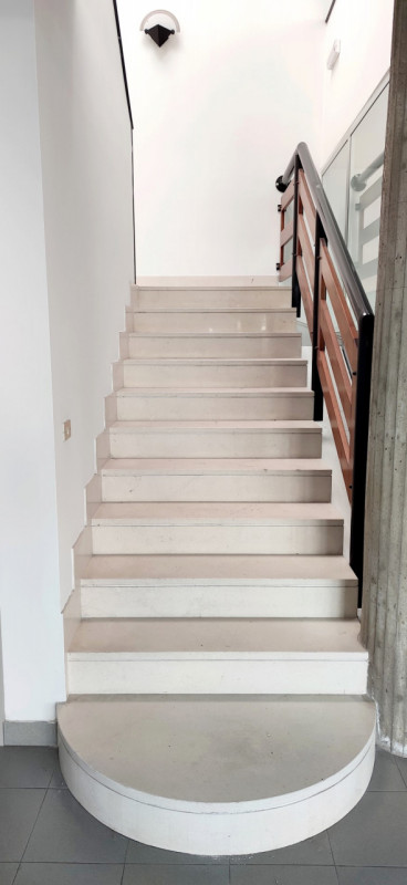 In complesso fronte strada provinciale 500, adiacente al casello autostradale Montecchio Maggiore...