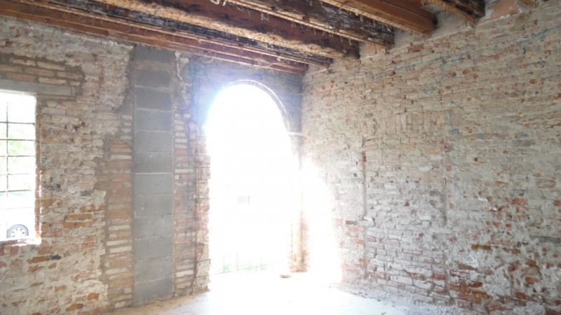 LA VOSTRA NUOVA VILLA E' UN UN GRANDISSIMO E BELLISSIMO RUSTICO DA RISTRUTTURARE..!!! CON UN BEL ...