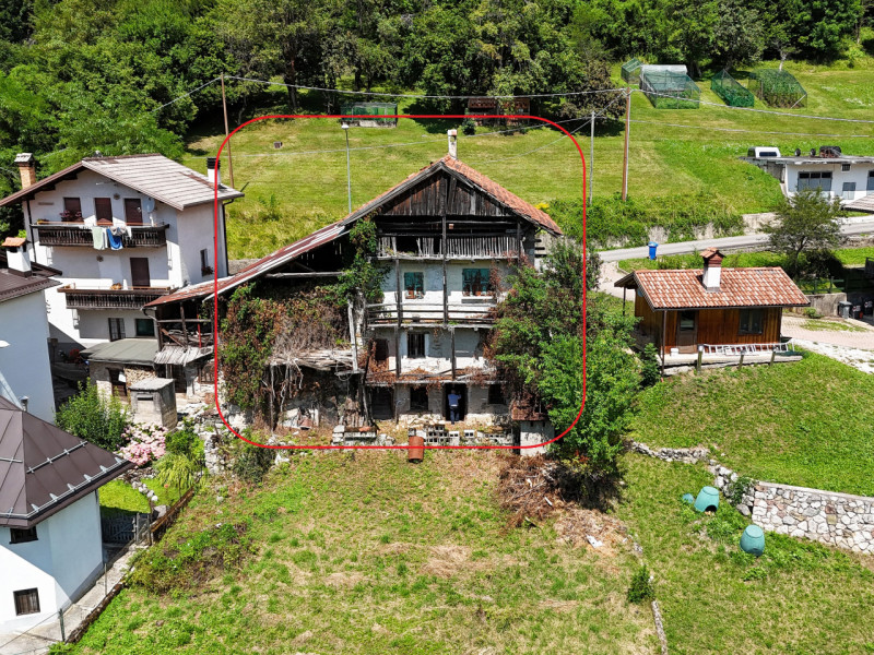 VENDITE Ville singole o a schiera a Agordo – foto 1
