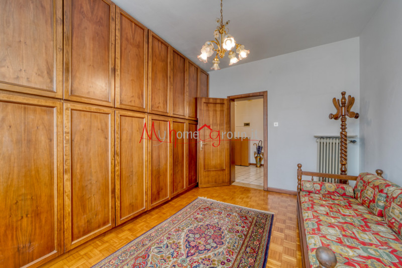 PADOVA ZONA SAN GIUSEPPE - In piccolo condominio ben abitato, appartamento ultimo piano senza asc...