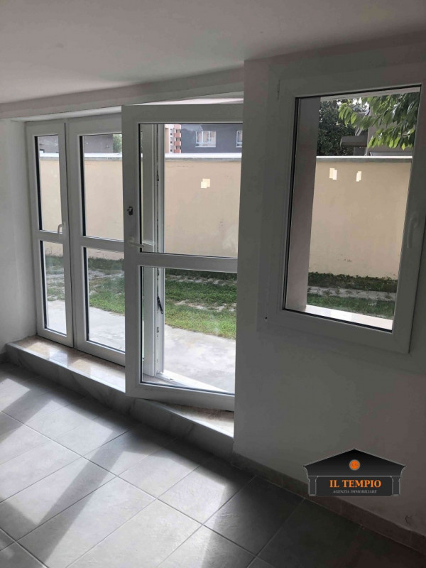 VICENZA - MERCATO NUOVO:in zona tranquilla e servita da scuole, supermercati e mezzi pubblici,acc...