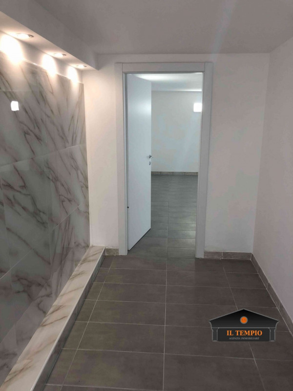 VICENZA - MERCATO NUOVO:in zona tranquilla e servita da scuole, supermercati e mezzi pubblici,acc...