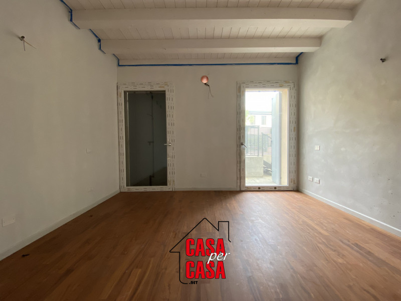 In centro a Monselice, proponiamo appartamento aL piano terra, in contesto signorile.

L'appartam...