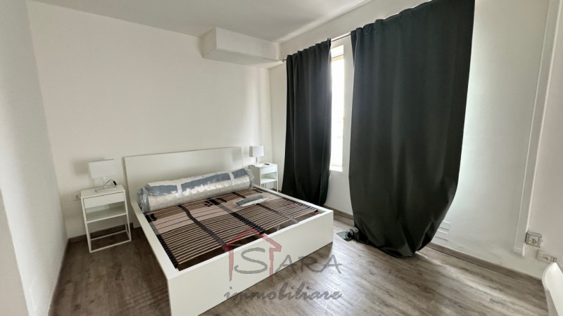 PIAZZA GARIBALDI: MONOLOCALE CON TERRAZZA - https://images.gestionaleimmobiliare.it/foto/annunci/191211/2121717/800x800/003__img_7590_wmk_0.jpg 