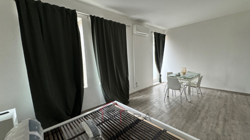 PIAZZA GARIBALDI: MONOLOCALE CON TERRAZZA - https://images.gestionaleimmobiliare.it/foto/annunci/191211/2121717/800x800/004__img_7592_wmk_0.jpg 