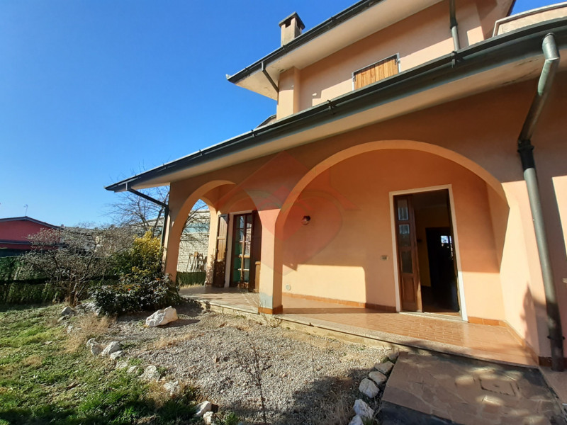 Pozzo d'Adda Affitto Appartamento quadrilocale