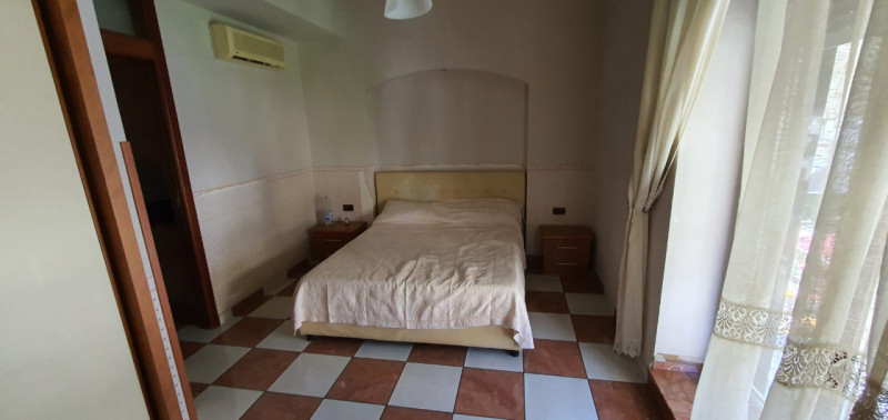 AFFITTI Appartamento a Napoli – foto 1