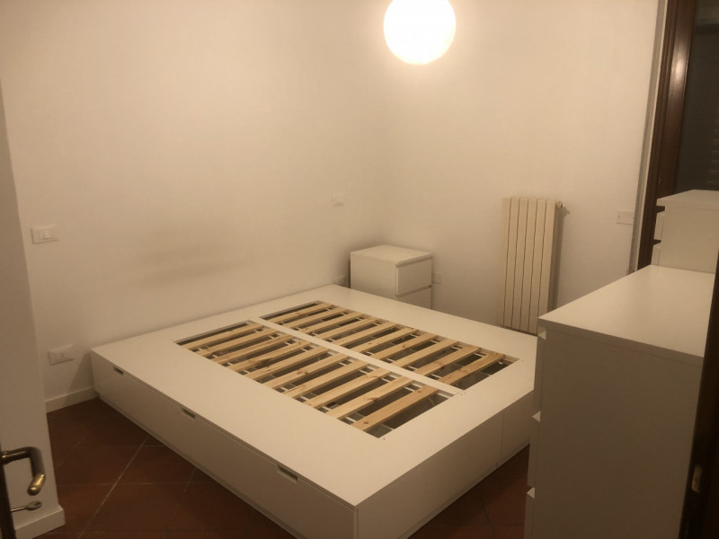 SOLESINO: IN PROSSIMITA’ DEL CENTRO si propongono IN VENDITA DUE MINI APPARTAMENTI al primo e sec...