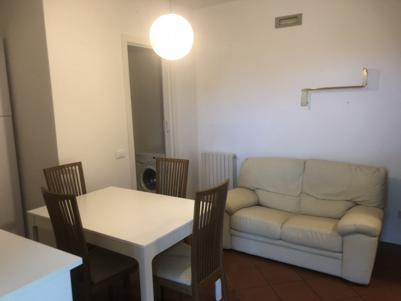 SOLESINO: IN PROSSIMITA’ DEL CENTRO si propongono IN VENDITA DUE MINI APPARTAMENTI al primo e sec...