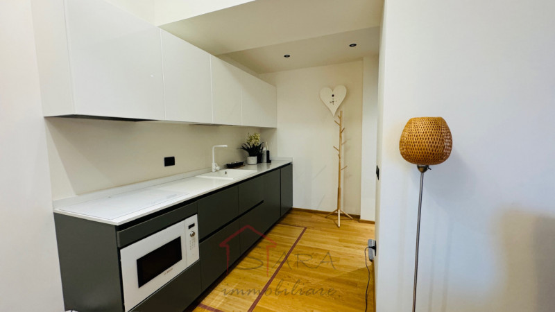 Padova - Zona Centro Storico

Sara Immobiliare propone in locazione appartamento monolocale di 45...