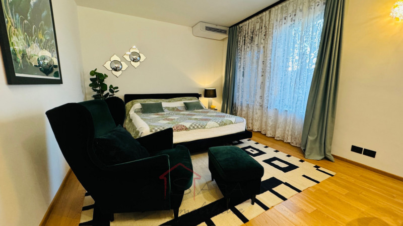 Padova - Zona Centro Storico

Sara Immobiliare propone in locazione appartamento monolocale di 45...