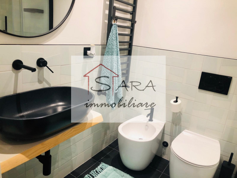 Padova - Zona Centro Storico

Sara Immobiliare propone in locazione appartamento monolocale di 45...
