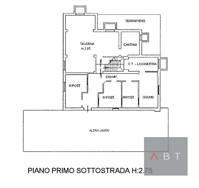 Casa singola parzialmente ristrutturata e composta di: ingresso, soggiorno, cucina, tre camere, d...