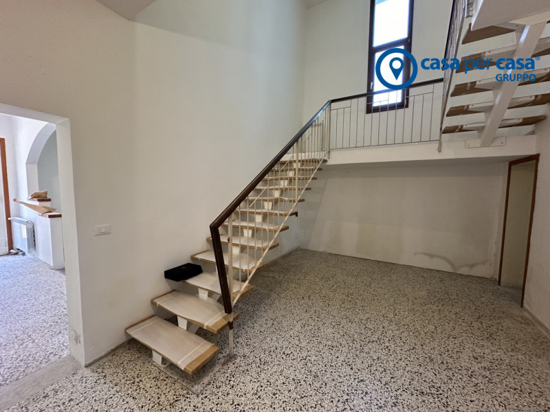 Casa padronale circondata da comfort, tranquillità e tanto verde.

Queste sono le caratteristiche...