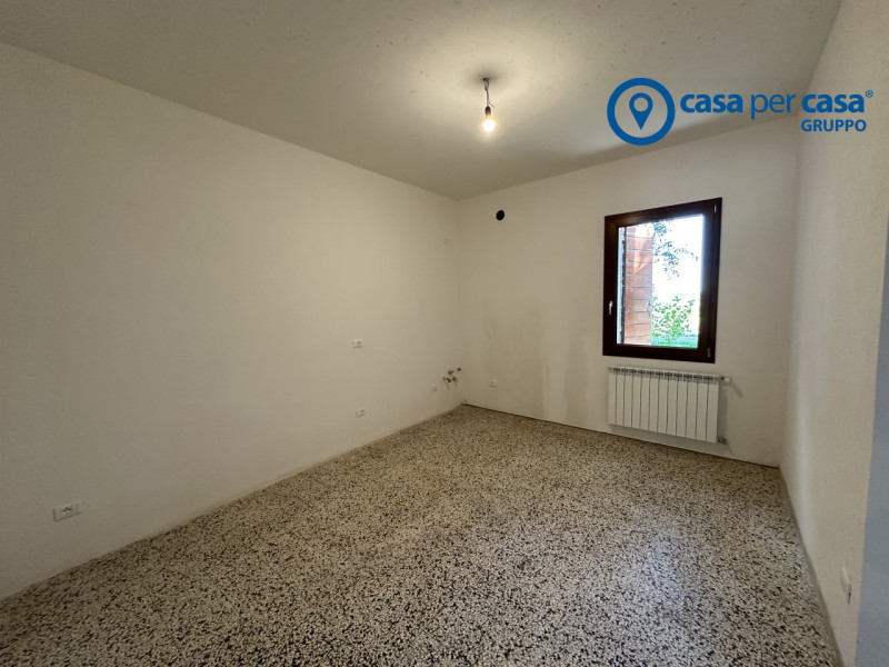 Casa padronale circondata da comfort, tranquillità e tanto verde.

Queste sono le caratteristiche...