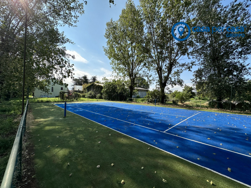 Casa padronale circondata da comfort, tranquillità e tanto verde.

Queste sono le caratteristiche...