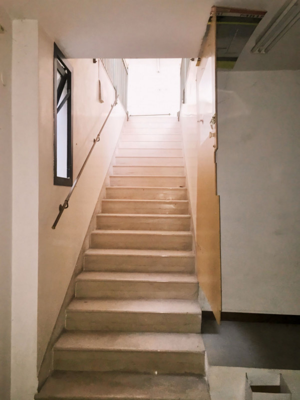 (Per INFO 3316190143) A Castelfranco Veneto, a pochi passi dal centro, proponiamo in affitto nego...