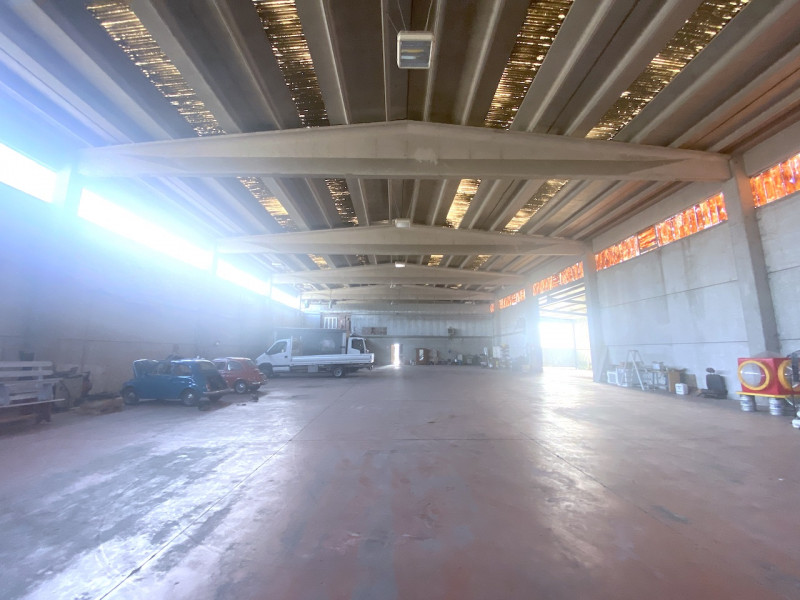 Cervia Affitto Capannone