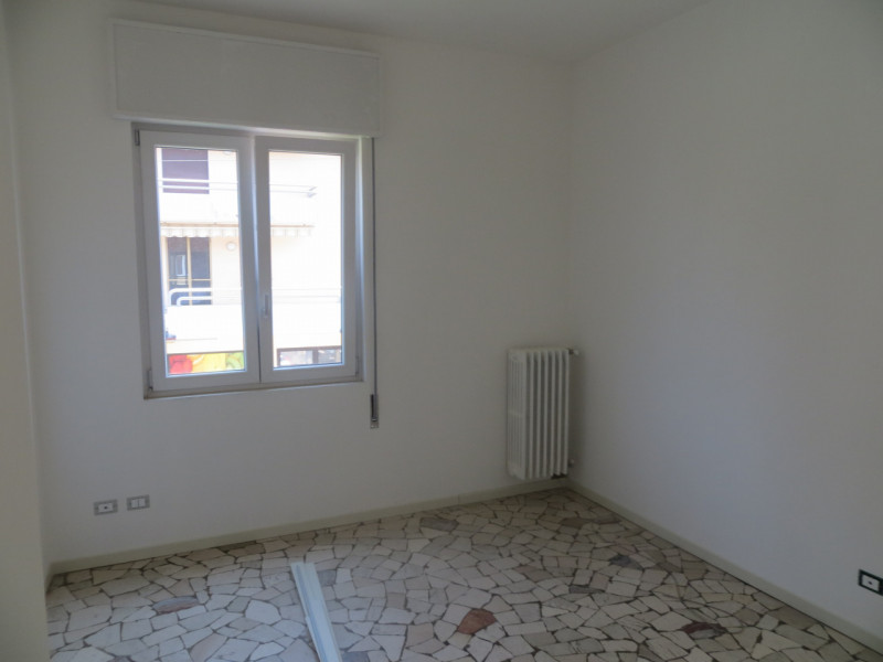 Al primo piano, senza ascensore, di una tranquilla palazzina di sole quattro unità abitative, pro...