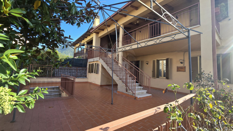 VENDITE Rustico e Casa a Terni – foto 1