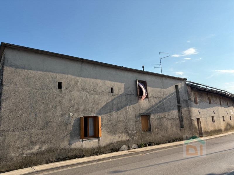 VENDITE Rustico e Casa a Bicinicco – foto 1