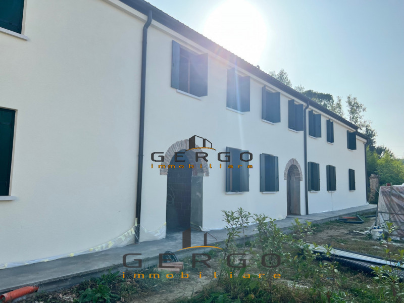 (Per INFO Cristina 3389226442) NOSTRA ESCLUSIVA! Ad Albignasego, in zona Mandriola, via Marconi, ...