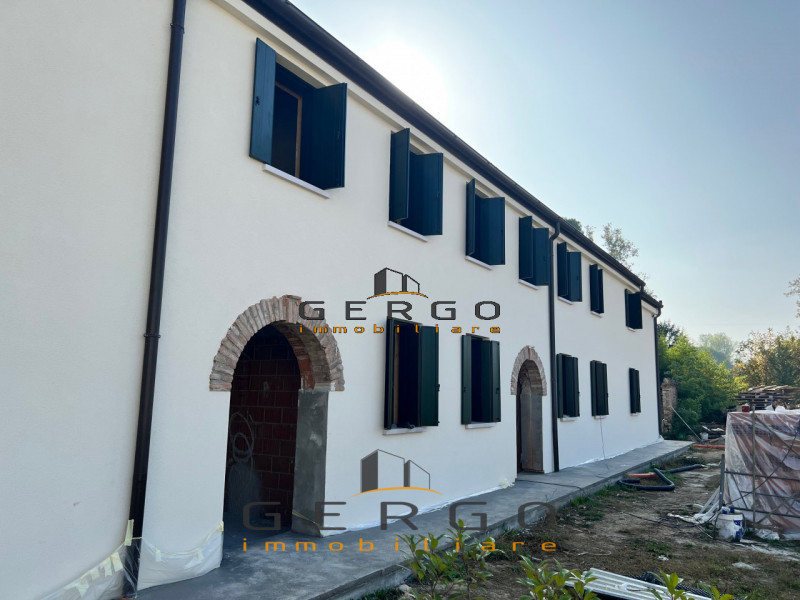 (Per INFO Cristina 3389226442) NOSTRA ESCLUSIVA! Ad Albignasego, in zona Mandriola, via Marconi, ...