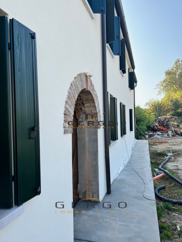 (Per INFO Cristina 3389226442) NOSTRA ESCLUSIVA! Ad Albignasego, in zona Mandriola, via Marconi, ...