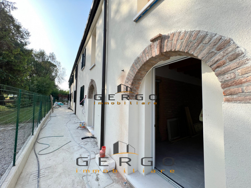 (Per INFO Cristina 3389226442) NOSTRA ESCLUSIVA! Ad Albignasego, in zona Mandriola, via Marconi, ...